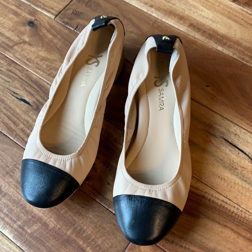 Ecru and black Spectator pumps with block heel